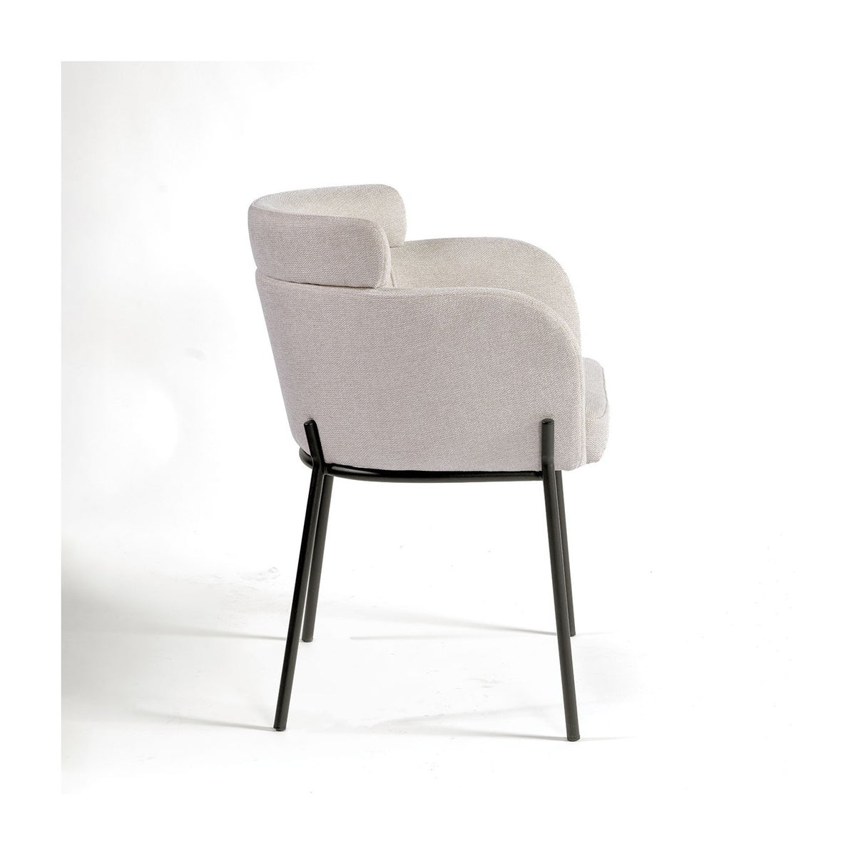 Set de 2 sillones tapizados arena y metal negro Roussillon