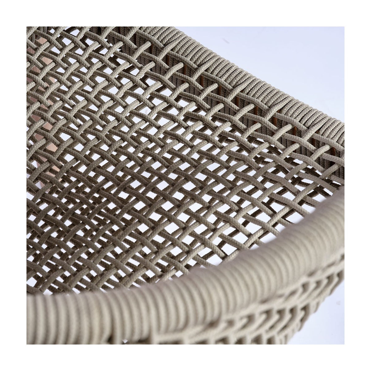 Silla de exterior eucalipto grisáceo y cuerda blanca Sète