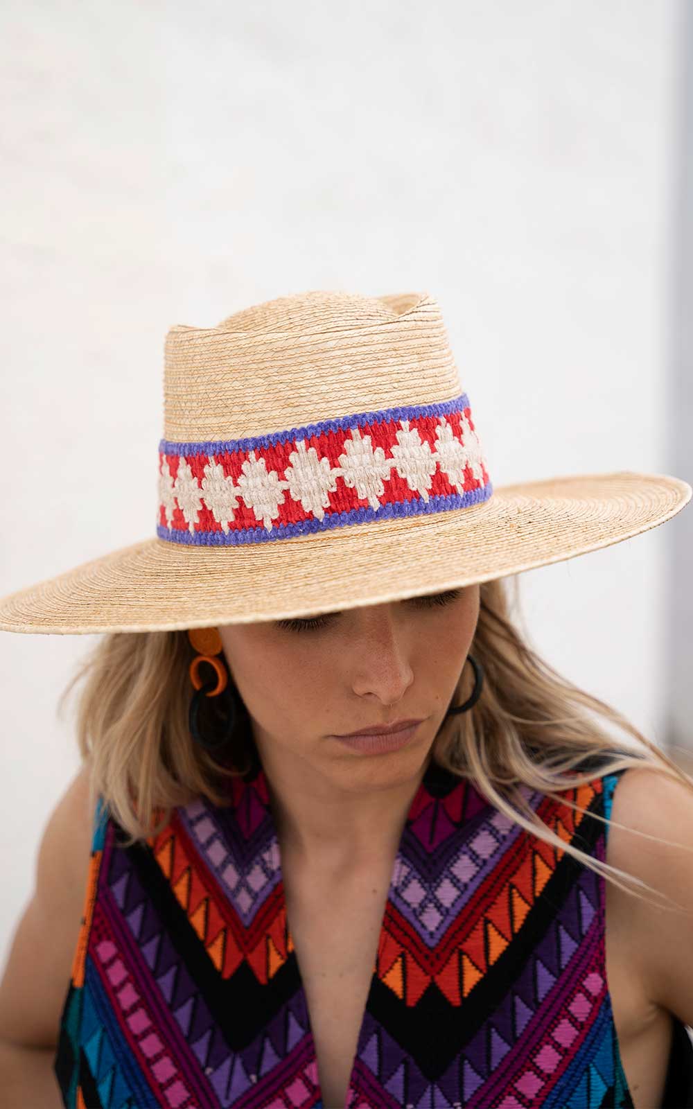 Sombrero Jalapa Maldivas de Pino & Jacaranda, detalle 2