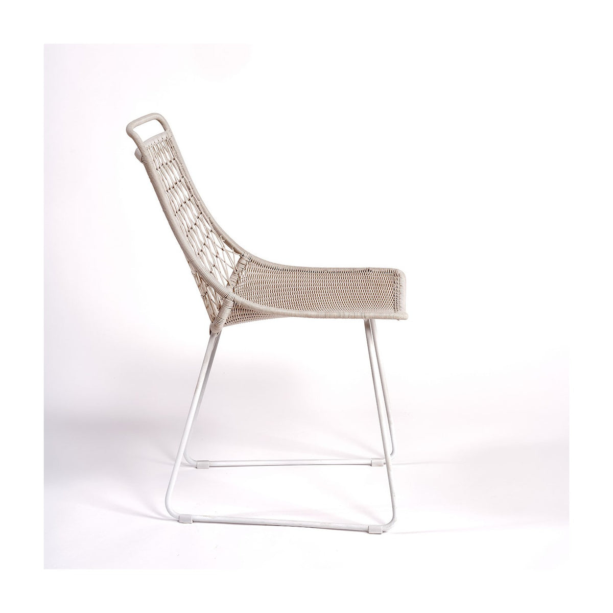 Silla de exterior de resina y metal gris piedra Sitia