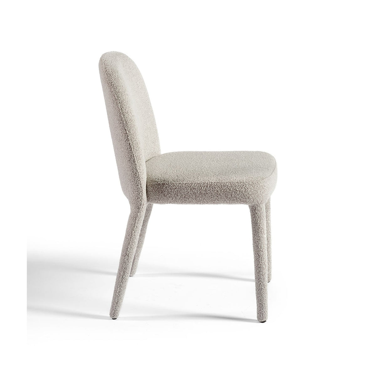 Silla tapizada en bouclé grisáceo Collioure