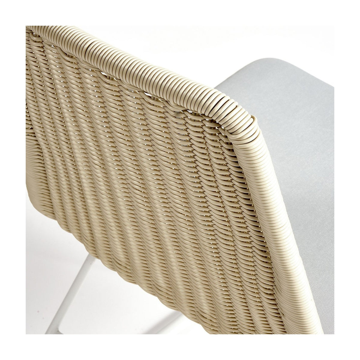 Silla de exterior de ratán sintético color tiza Porto Santo