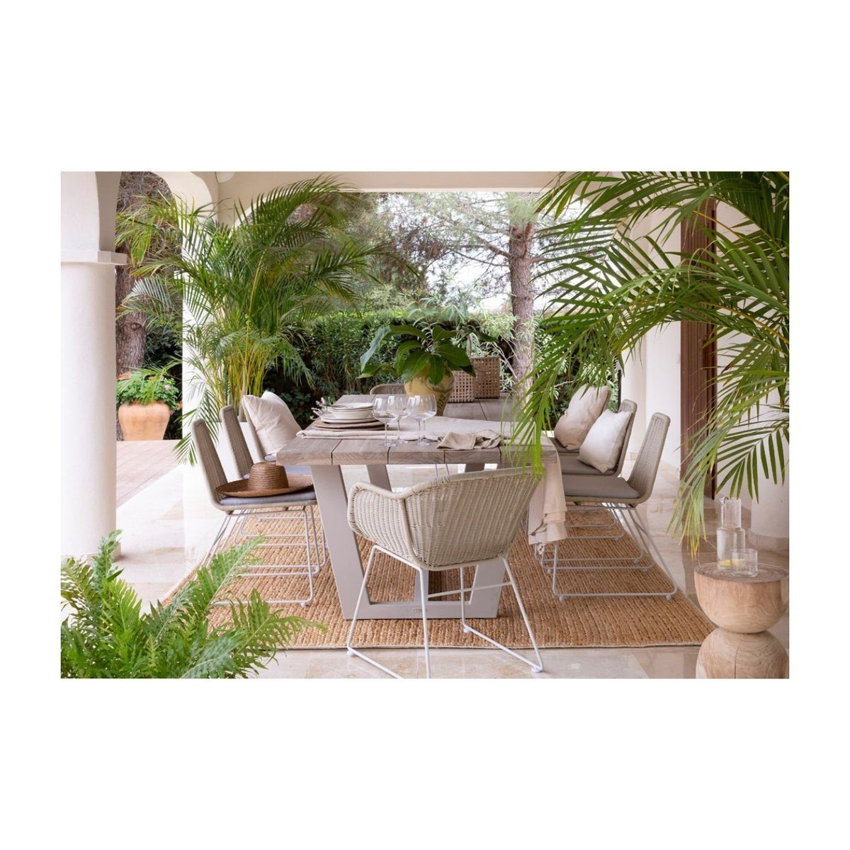 Silla de exterior de ratán sintético color tiza Porto Santo