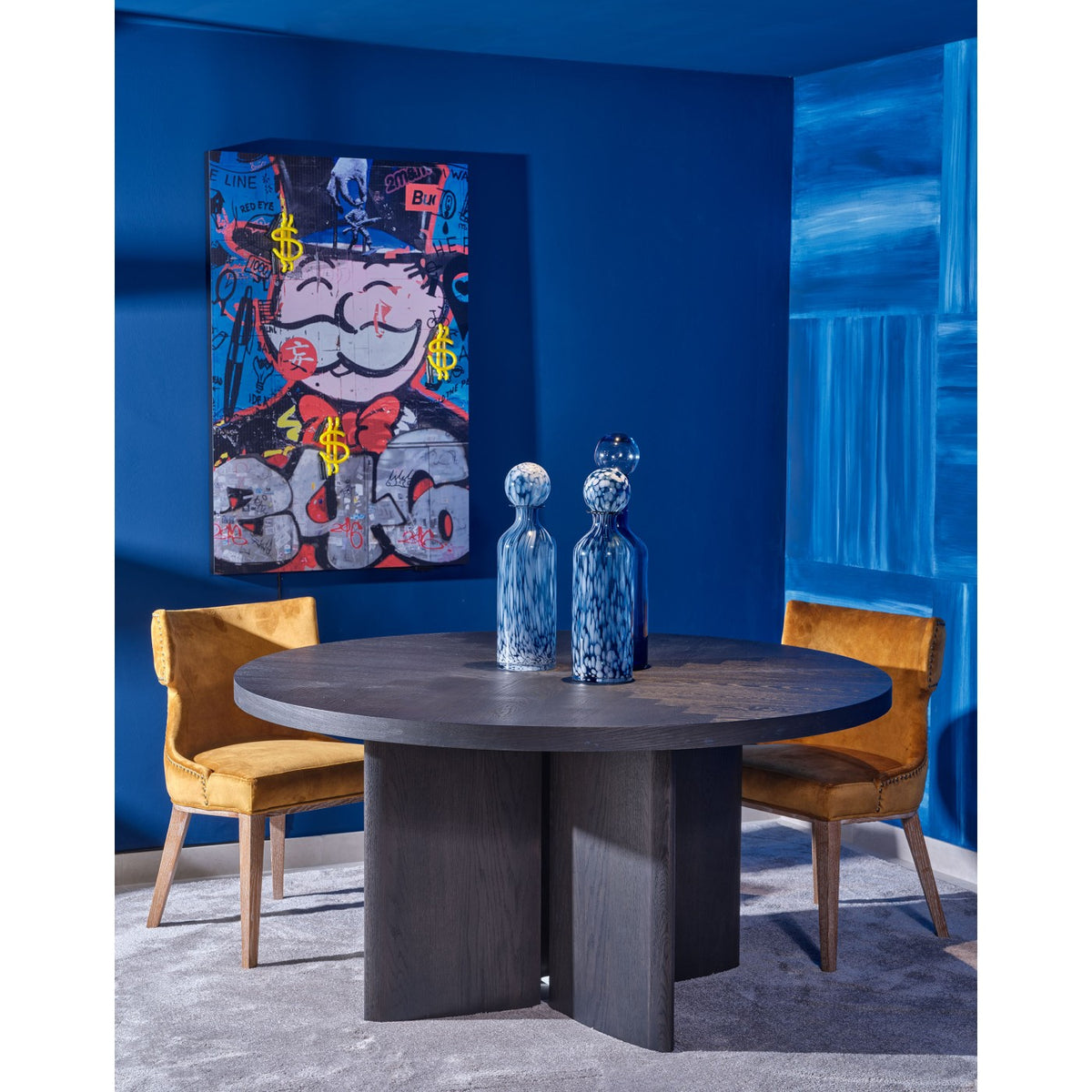 Mesa de comedor redonda de roble black brown Żurrieq