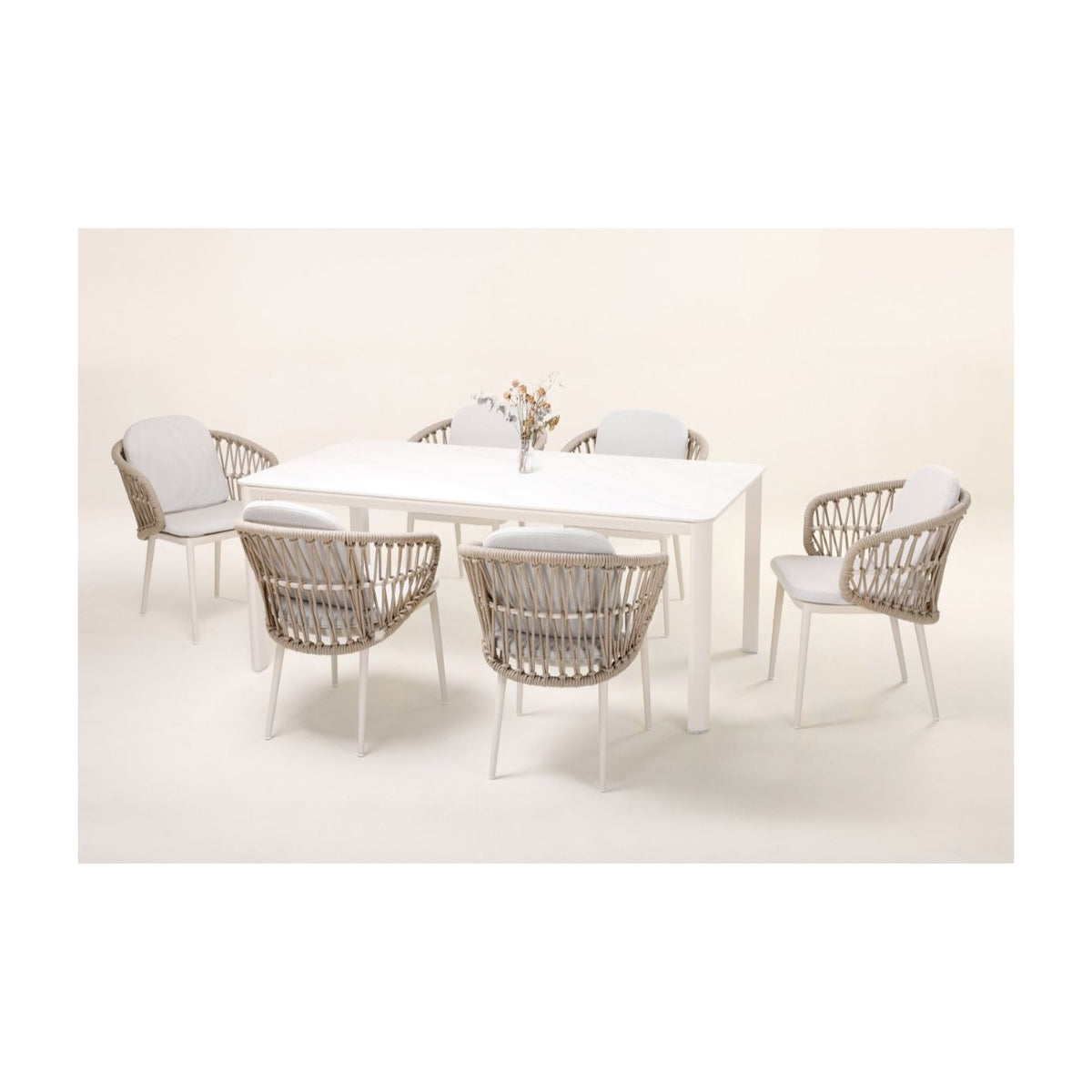 Mesa de comedor de exterior de aluminio blanco y piedra Cassis