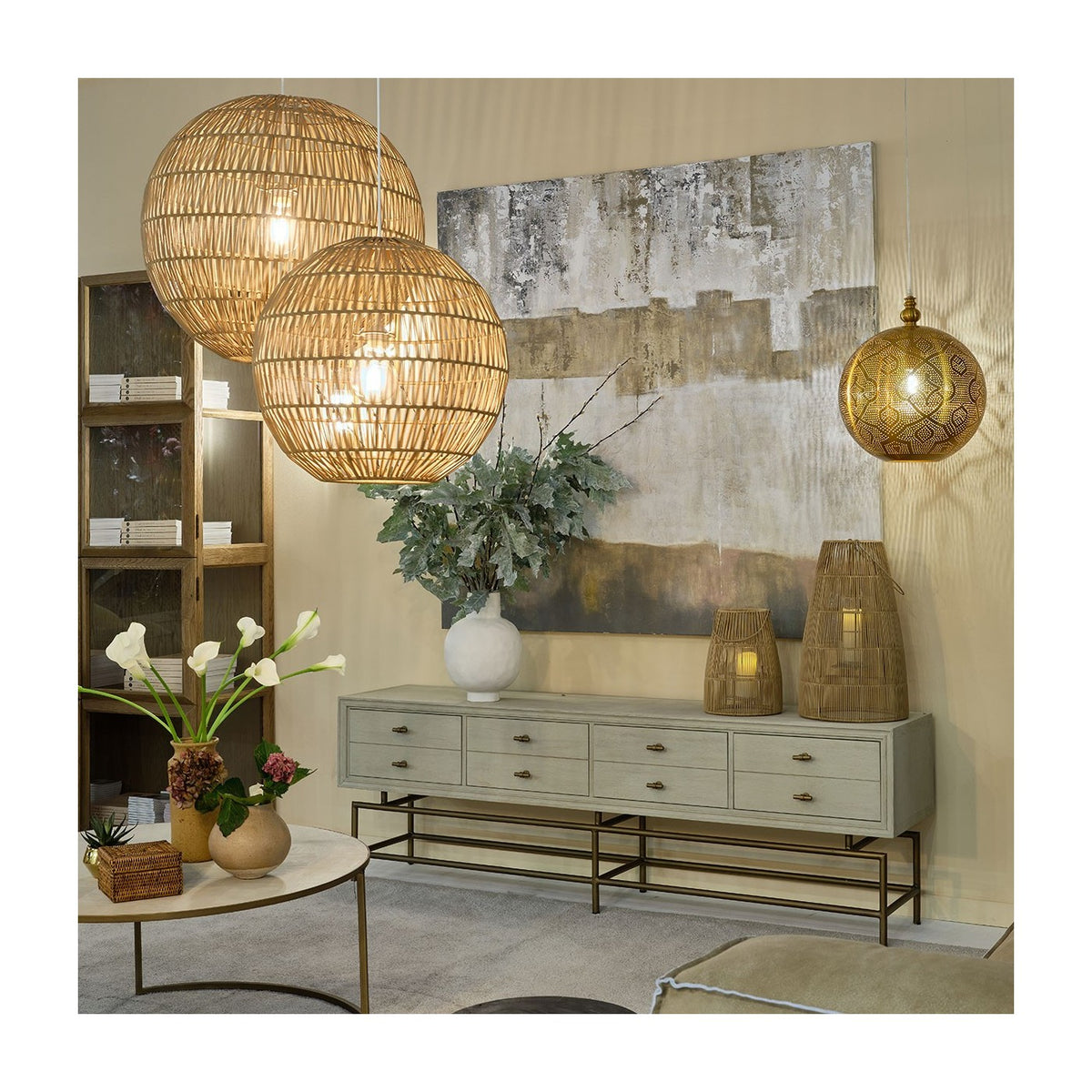 Mueble de TV blanco grisáceo y metal dorado Spetses
