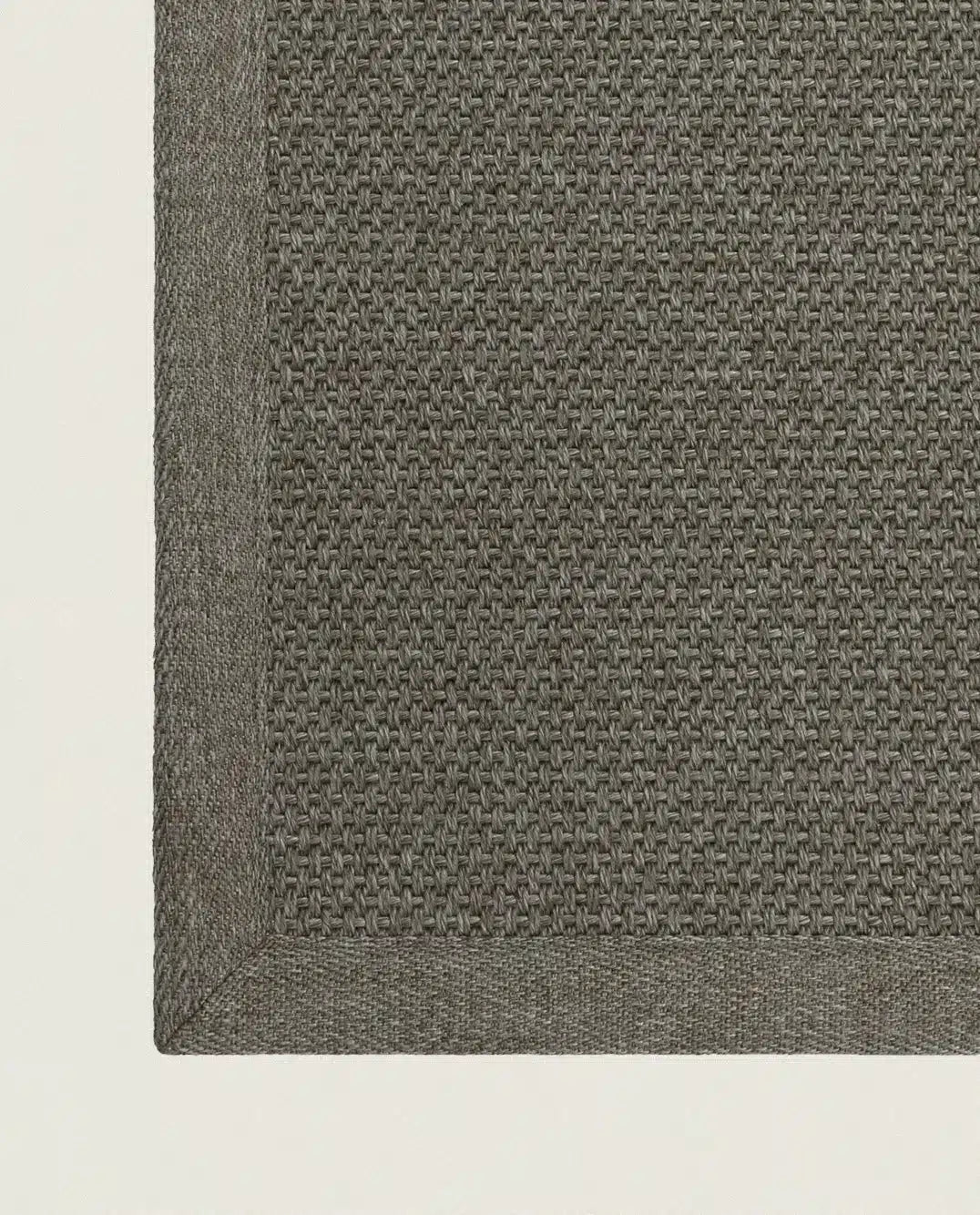 Alfombra Redonda de Interior y Exterior Nature Premium Lite - pino_y_jacaranda