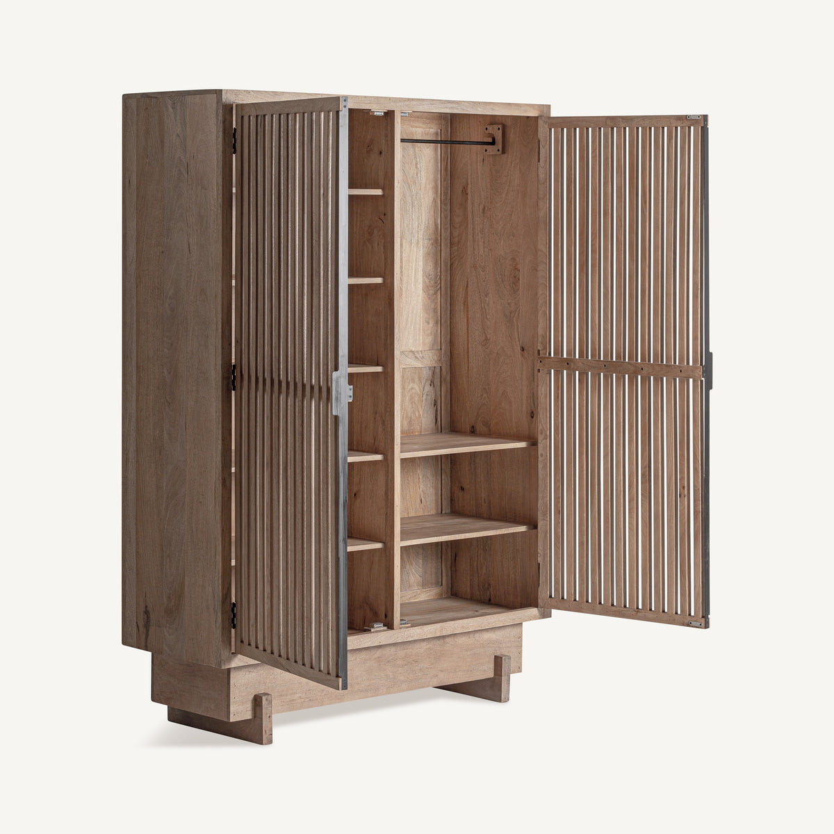 Armario de madera de mango arenada Mitjana