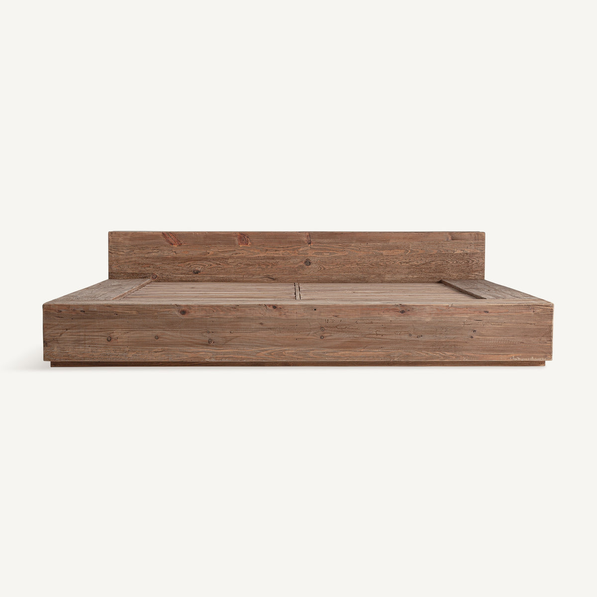 Cama de madera de pino reciclado Orient