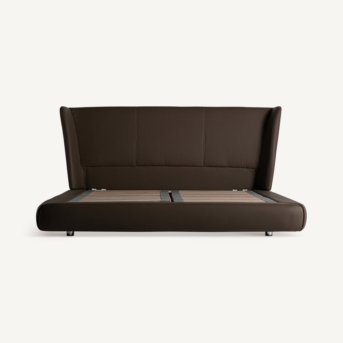 Cama de piel marrón Biniparratx