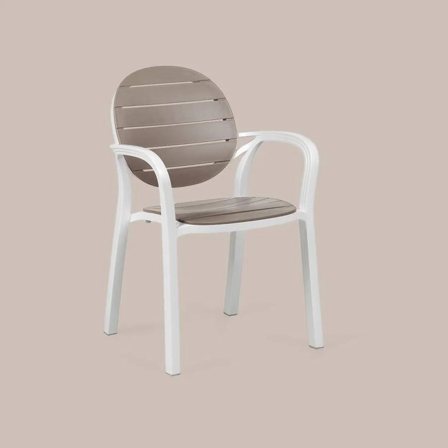 Sillón apilable de resina Palma Nardi