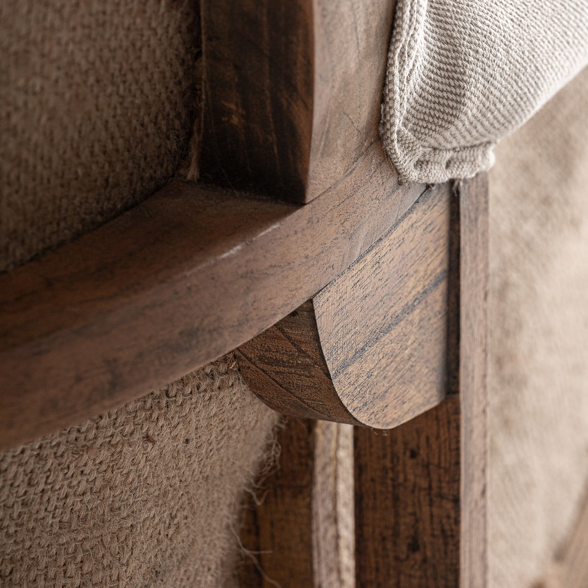 Chaise longue de mindi y lino crema Garrobo