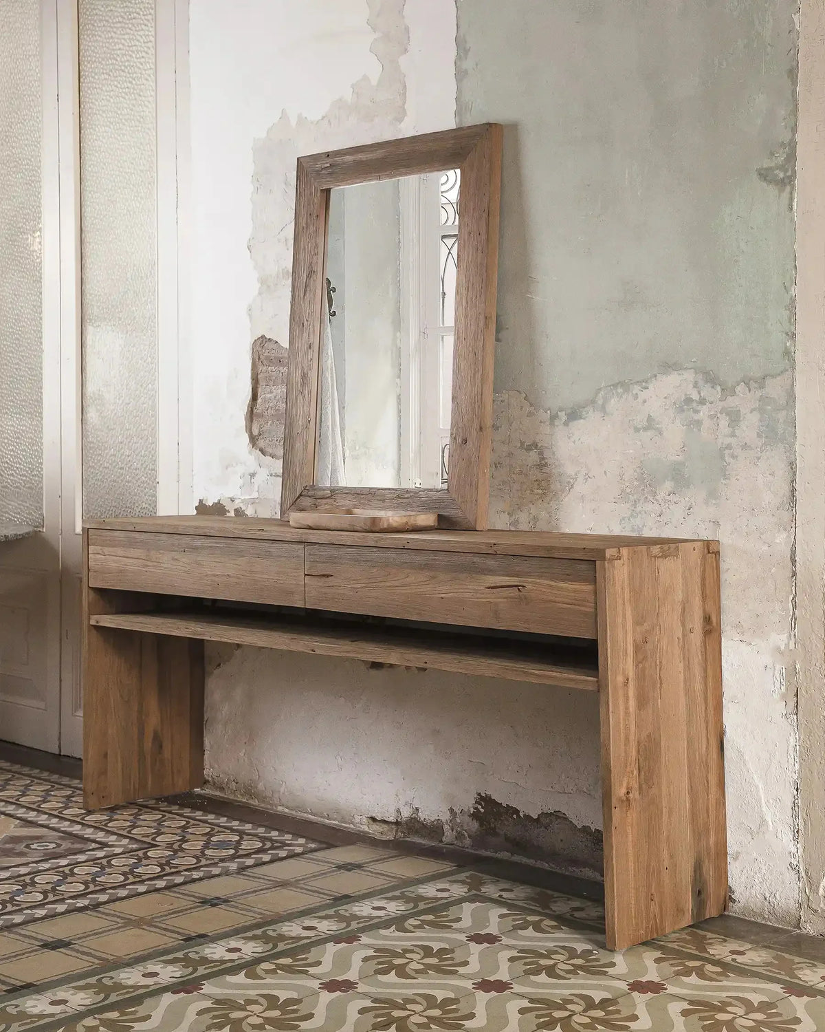 Consola de teca reciclada Erosi