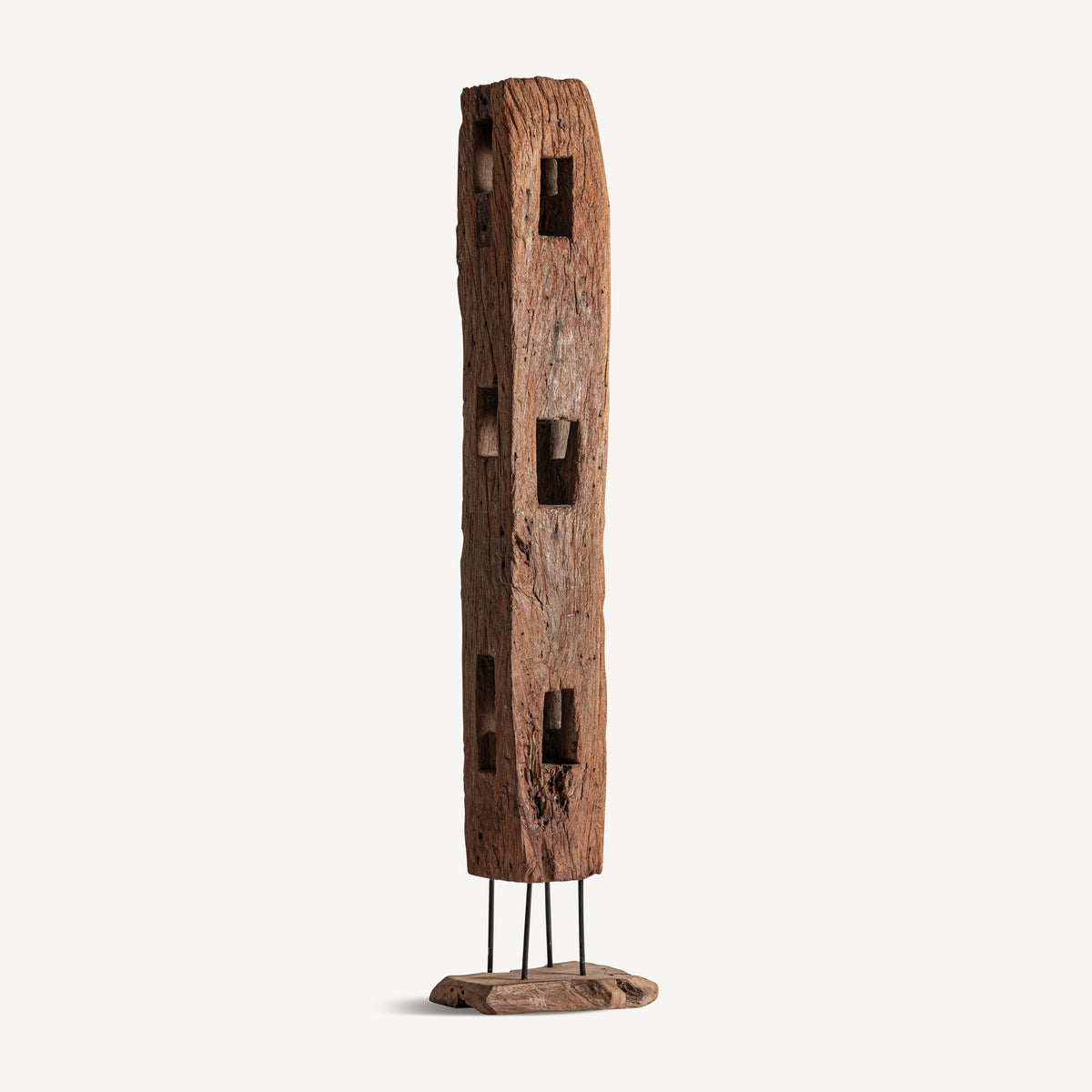Escultura de suelo de madera recuperada Barranda