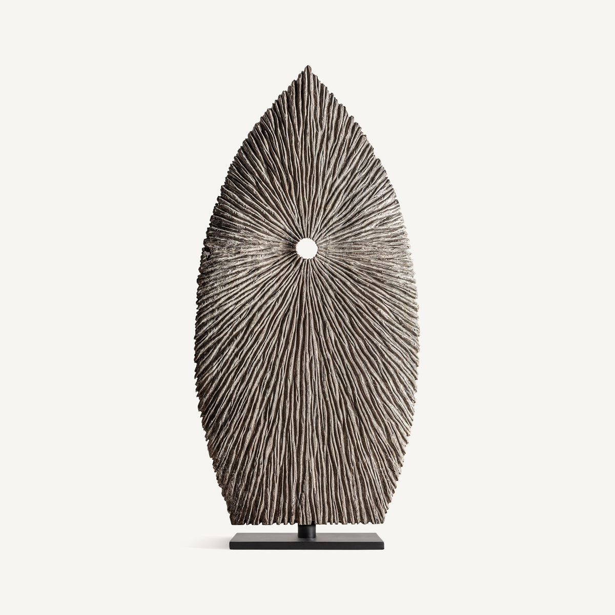 Escultura de suelo de suar y hierro Inazares