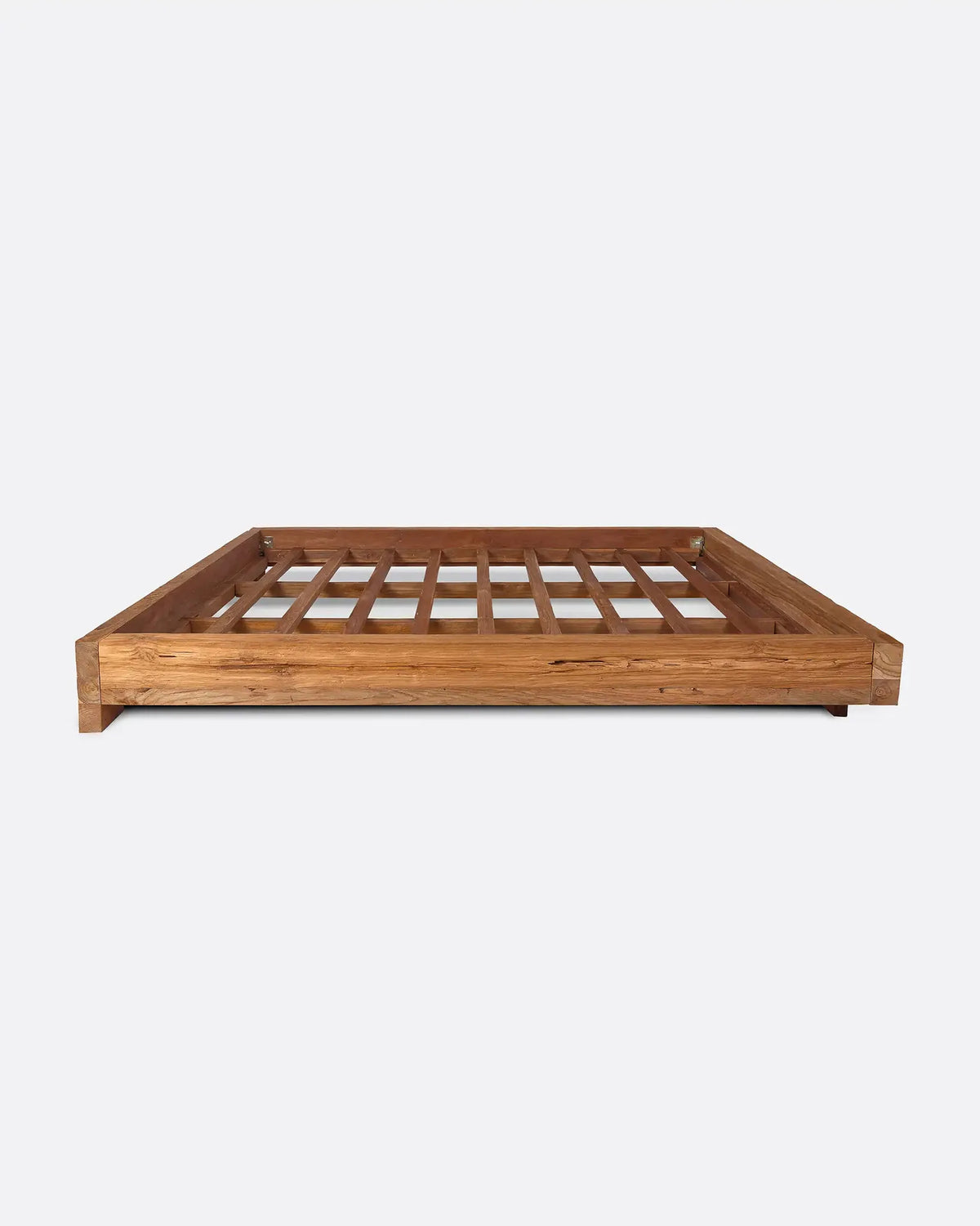 Estructura de cama de teca reciclada Solid