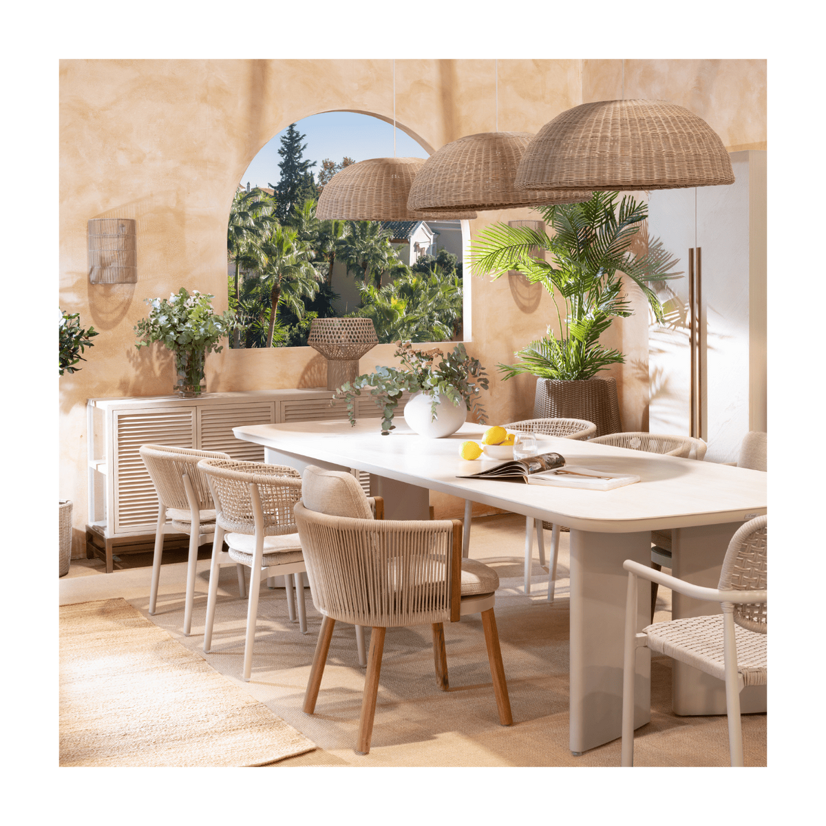 Silla de exterior de aluminio, madera y cuerda Lastres