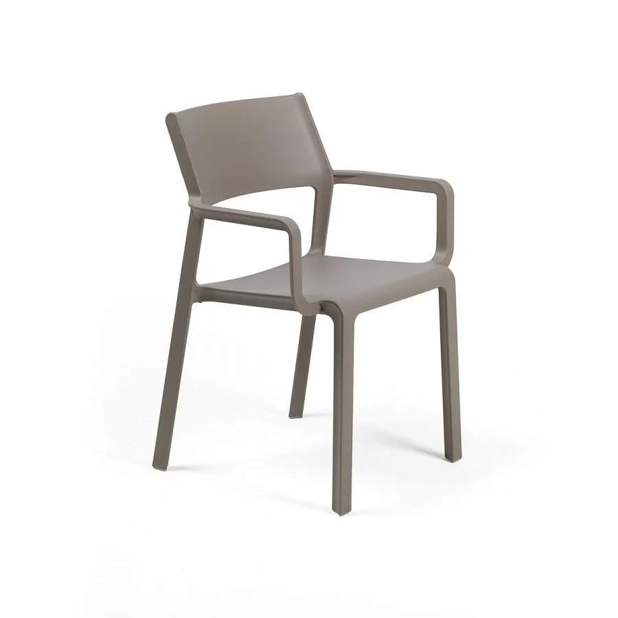 Sillón apilable de resina Trill Nardi – Topo