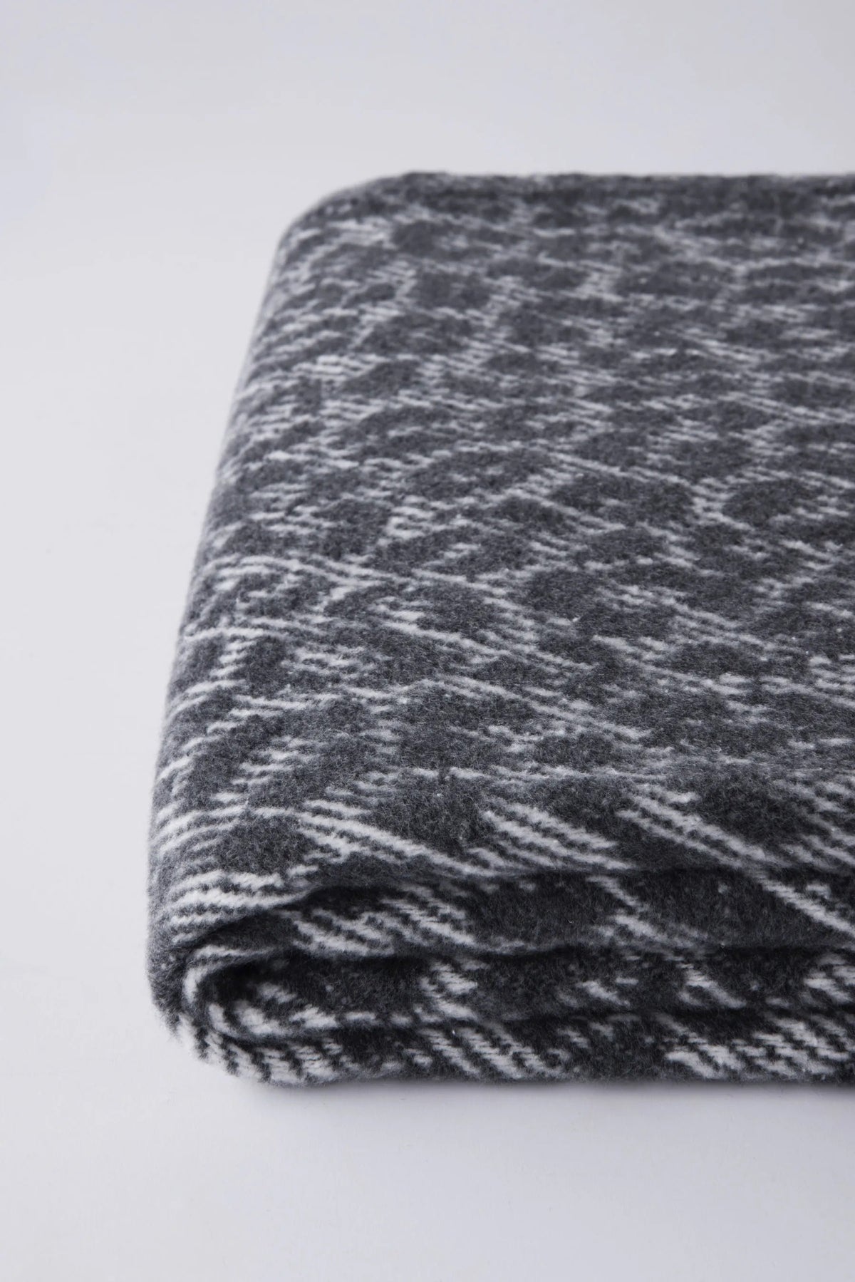 Manta de Invierno Winter Plaid Leopard - pino_y_jacaranda
