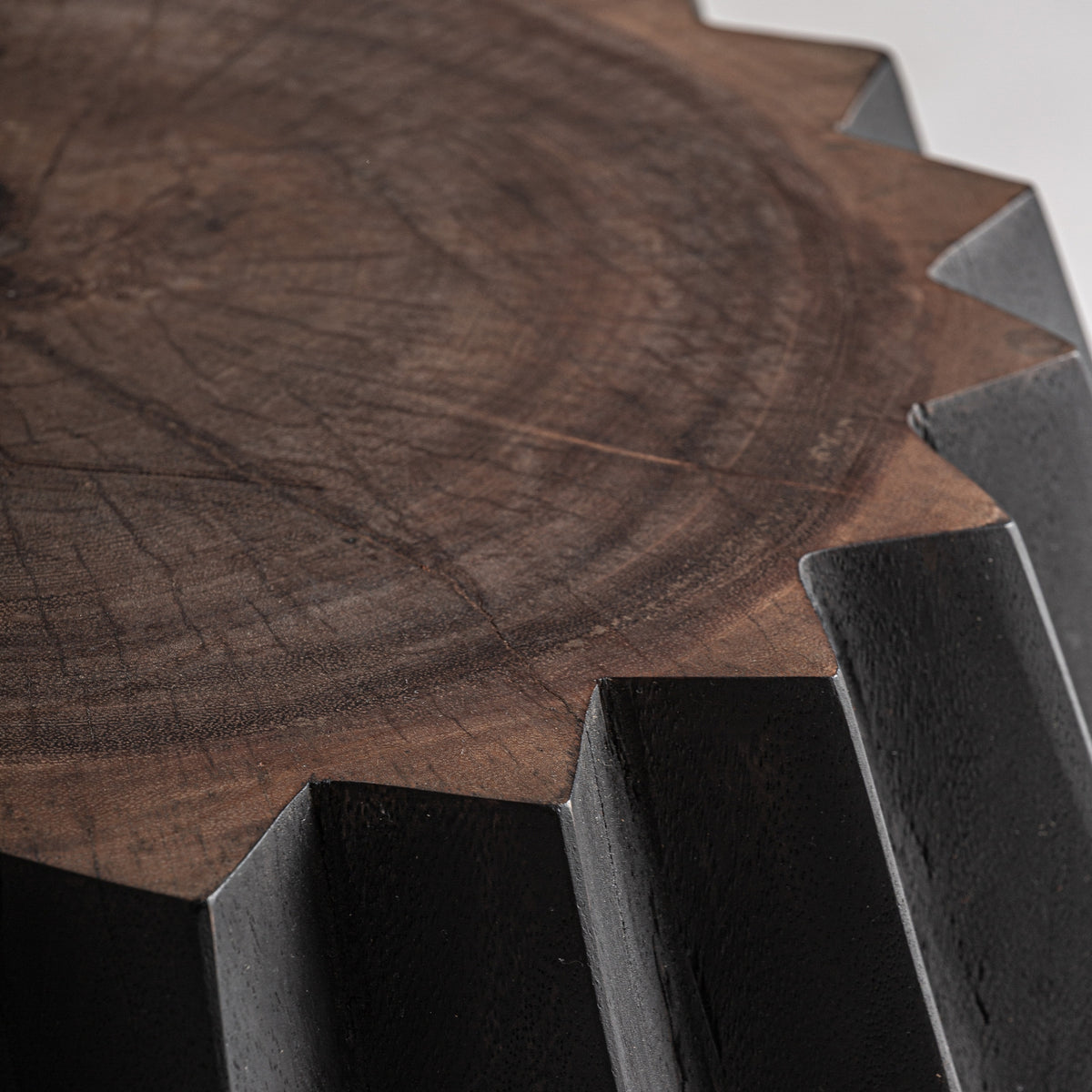 Mesa auxiliar de madera de suar Pampaneira