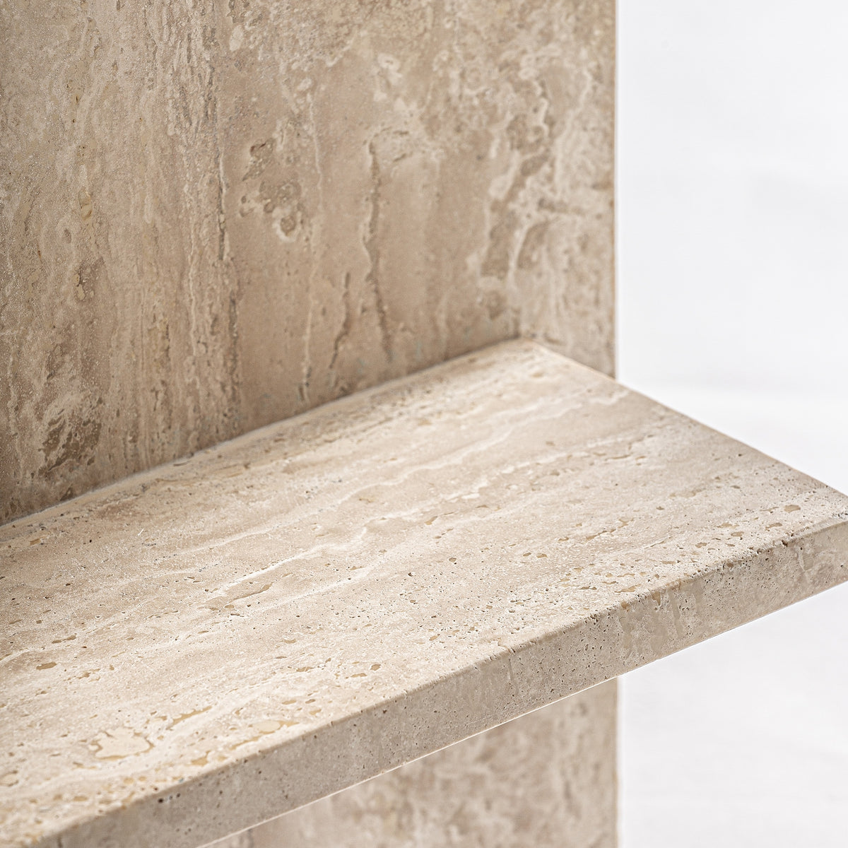 Mesa auxiliar de travertino beige Pita 50 cm