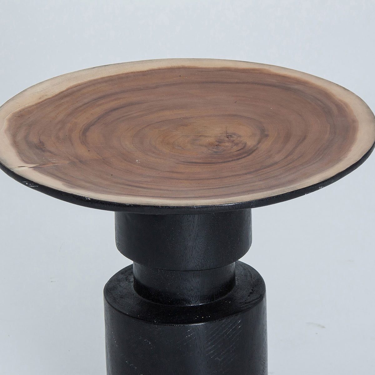 Mesa auxiliar redonda de madera tropical Datilera