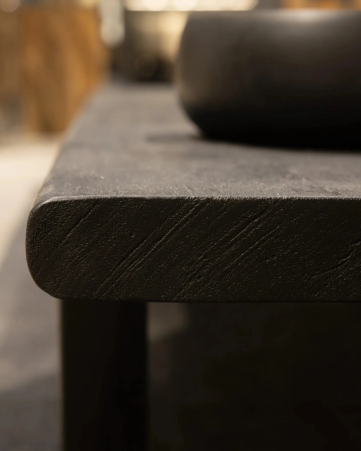 Mesa de centro de madera de suar Rivia
