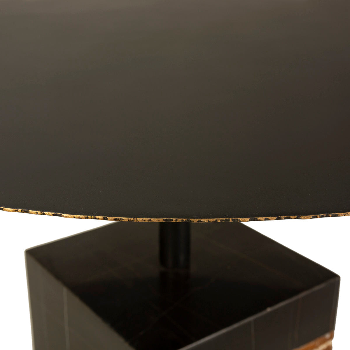 Mesa de centro de metal y mármol Miano