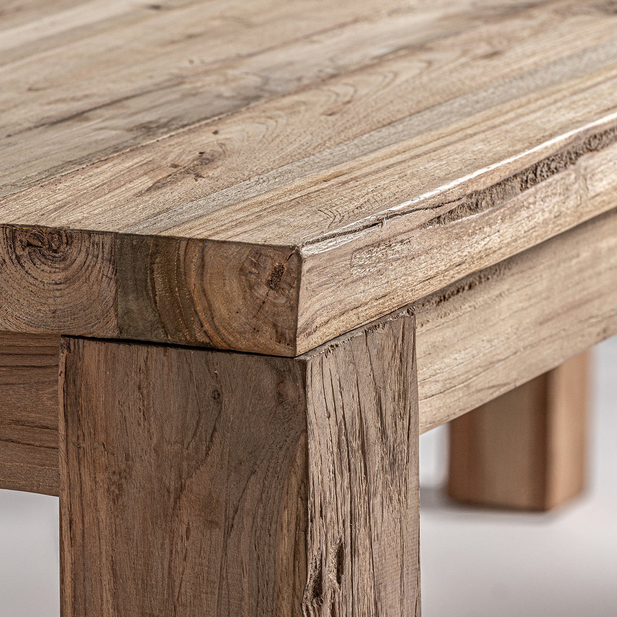 Mesa de Comedor Avatr - #pino_y_jacaranda#
