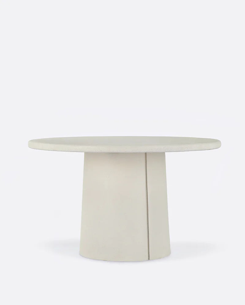 Mesa de comedor de exterior redonda de microcemento Claude