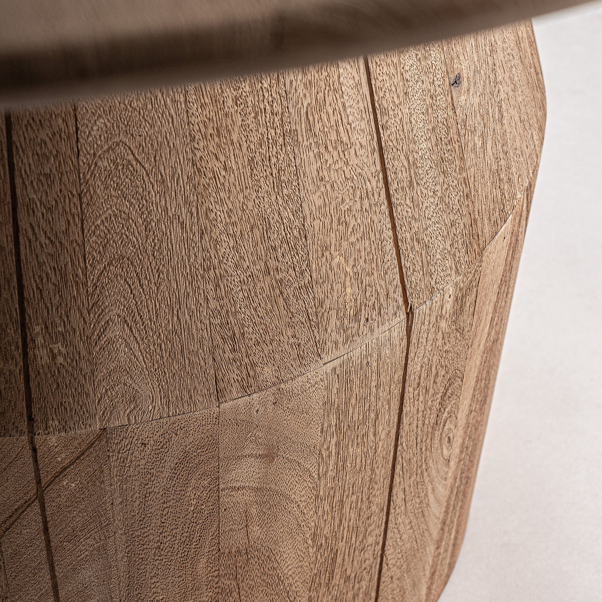 Mesa de comedor de madera de mango Mojácar 130 x 130 cm