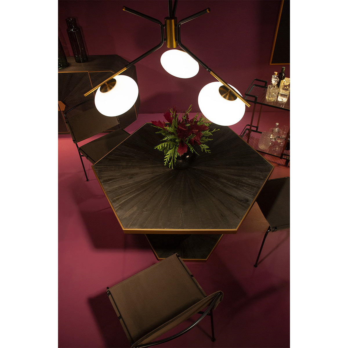 Mesa de comedor de madera de pino reciclado Bétera