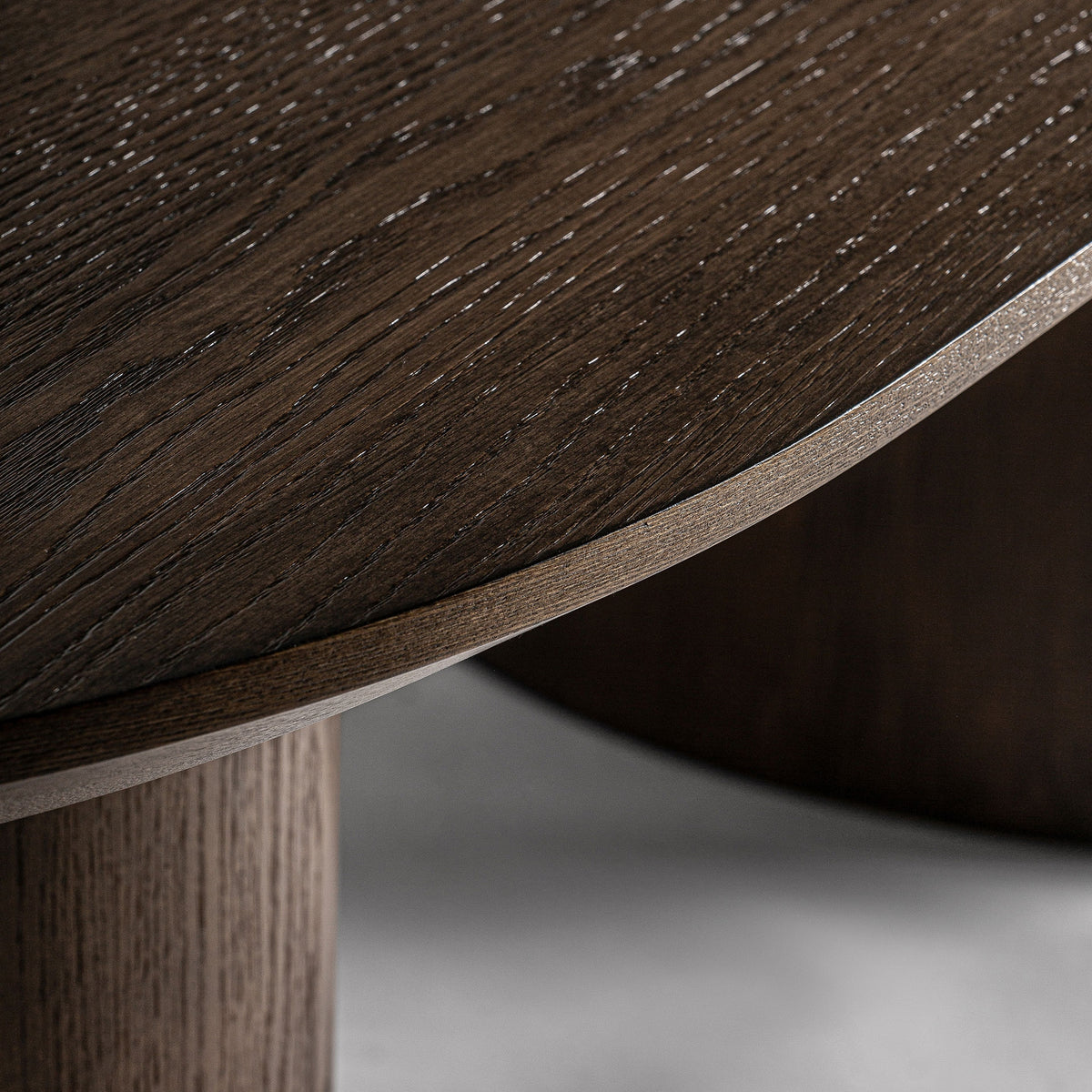 Mesa de comedor de roble Instinción