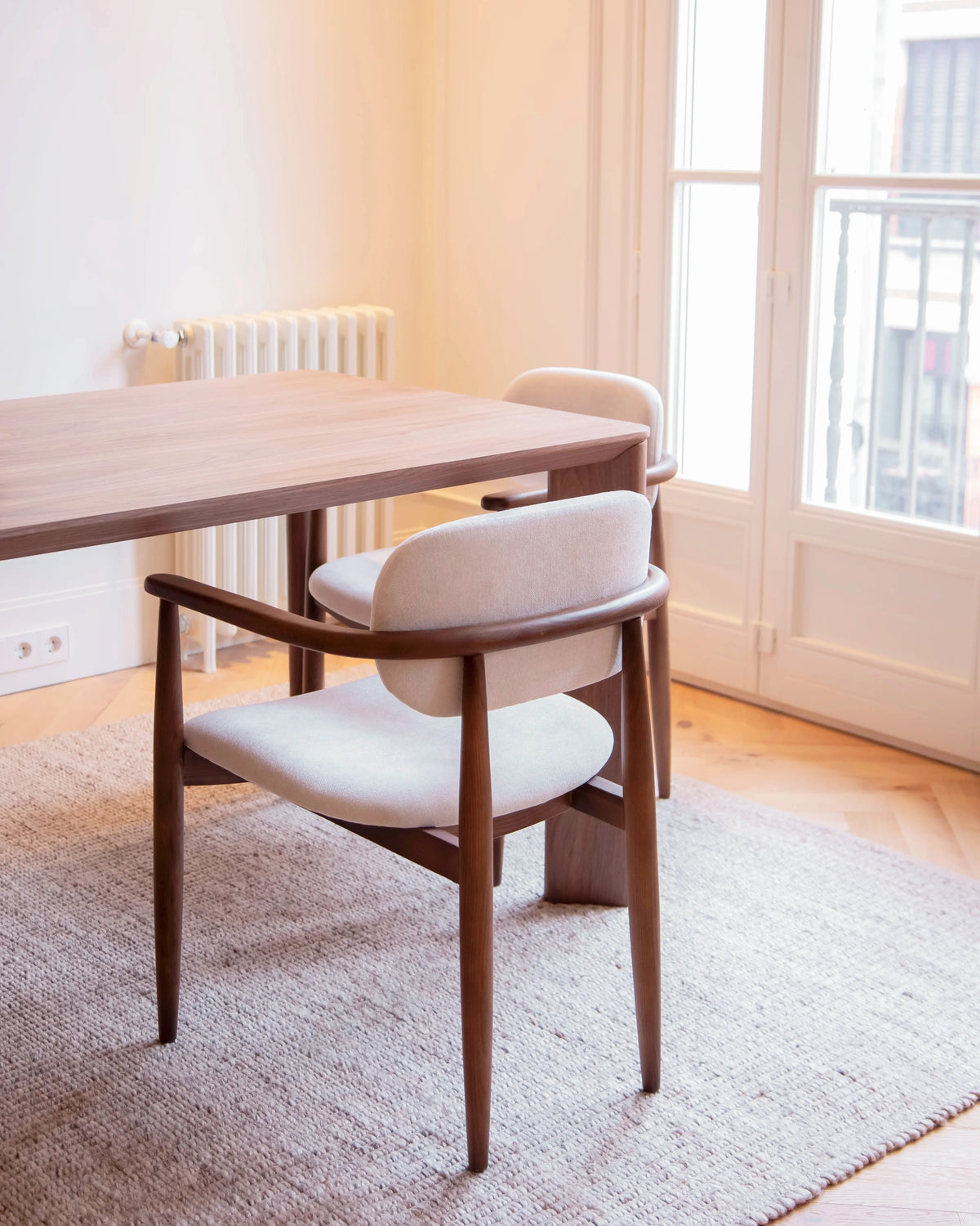 Mesa de Comedor Mayra Nogal