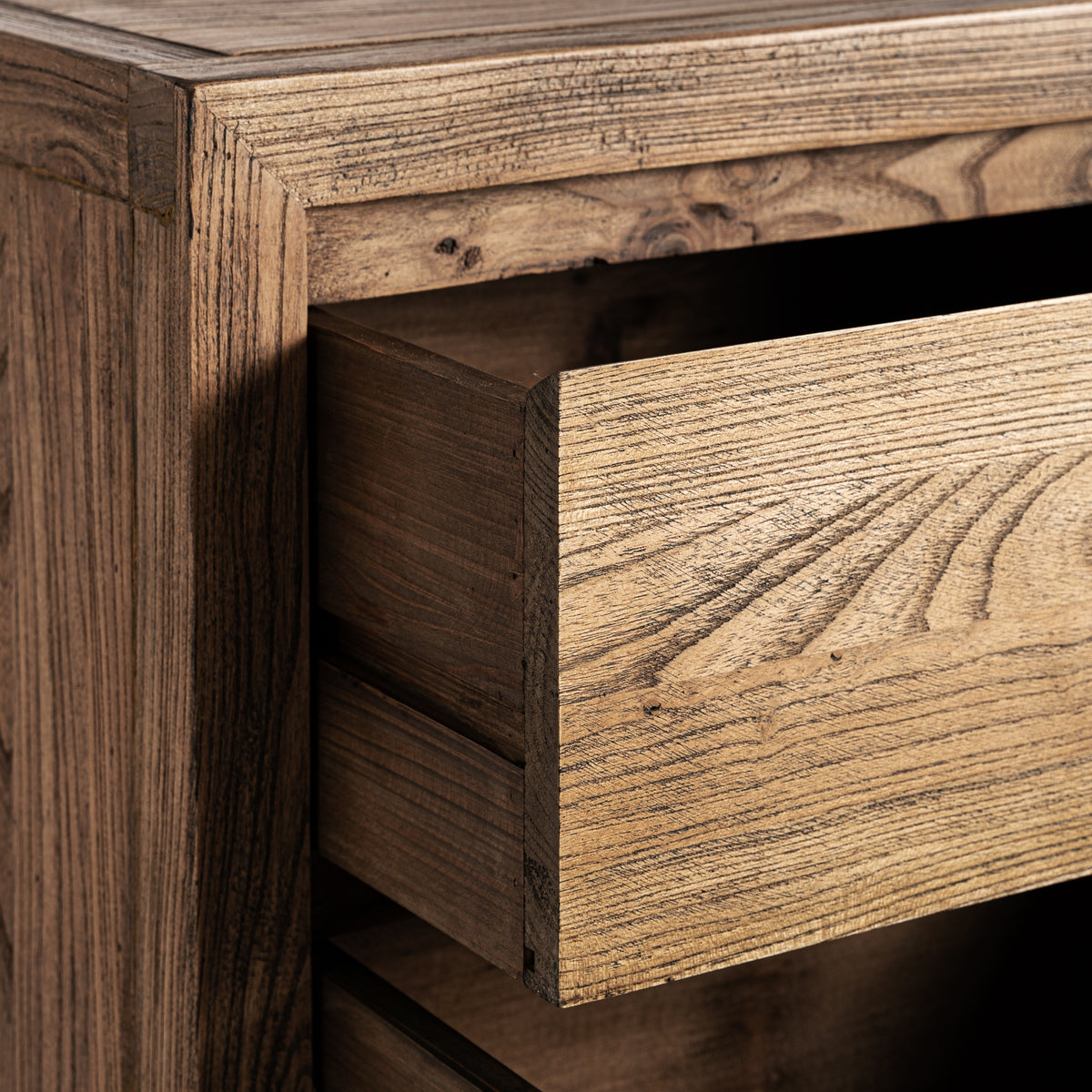 Mesita de noche de madera de olmo Aljezur