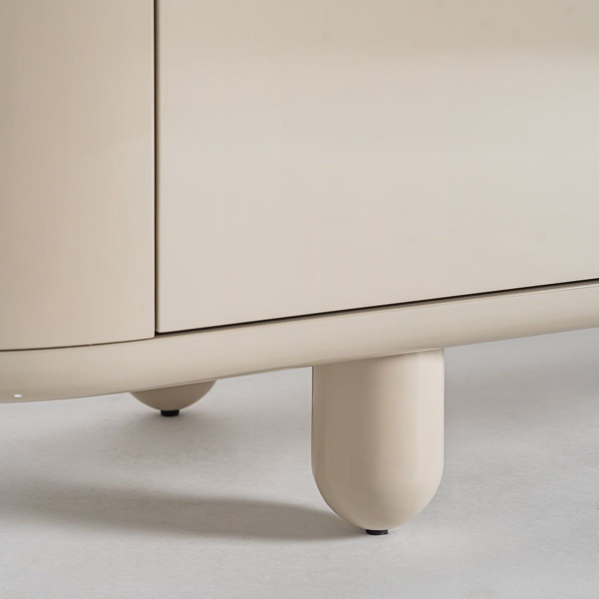 Mueble TV de madera crema Lagoa