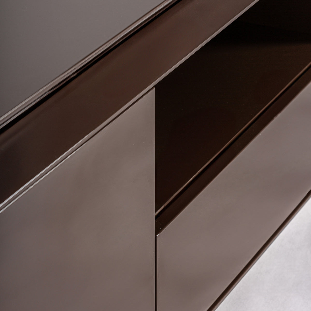 Mueble TV de madera marrón brillo Baleal