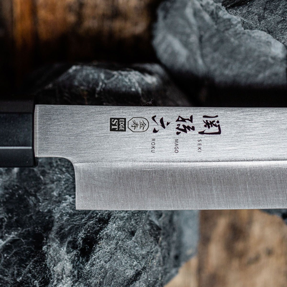 Cuchillo yanagiba Kai Seki Magoroku Kinju 24 cm