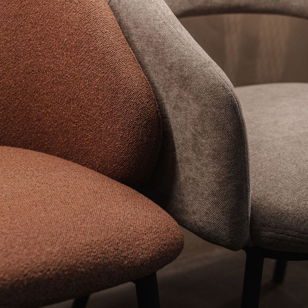 Set de 2 sillas tapizadas con brazos Esther