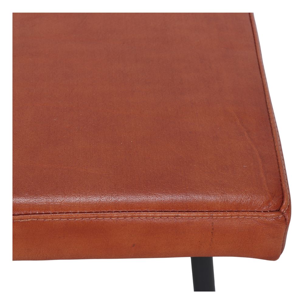 Set de 4 taburetes bajos de metal y piel Diogo