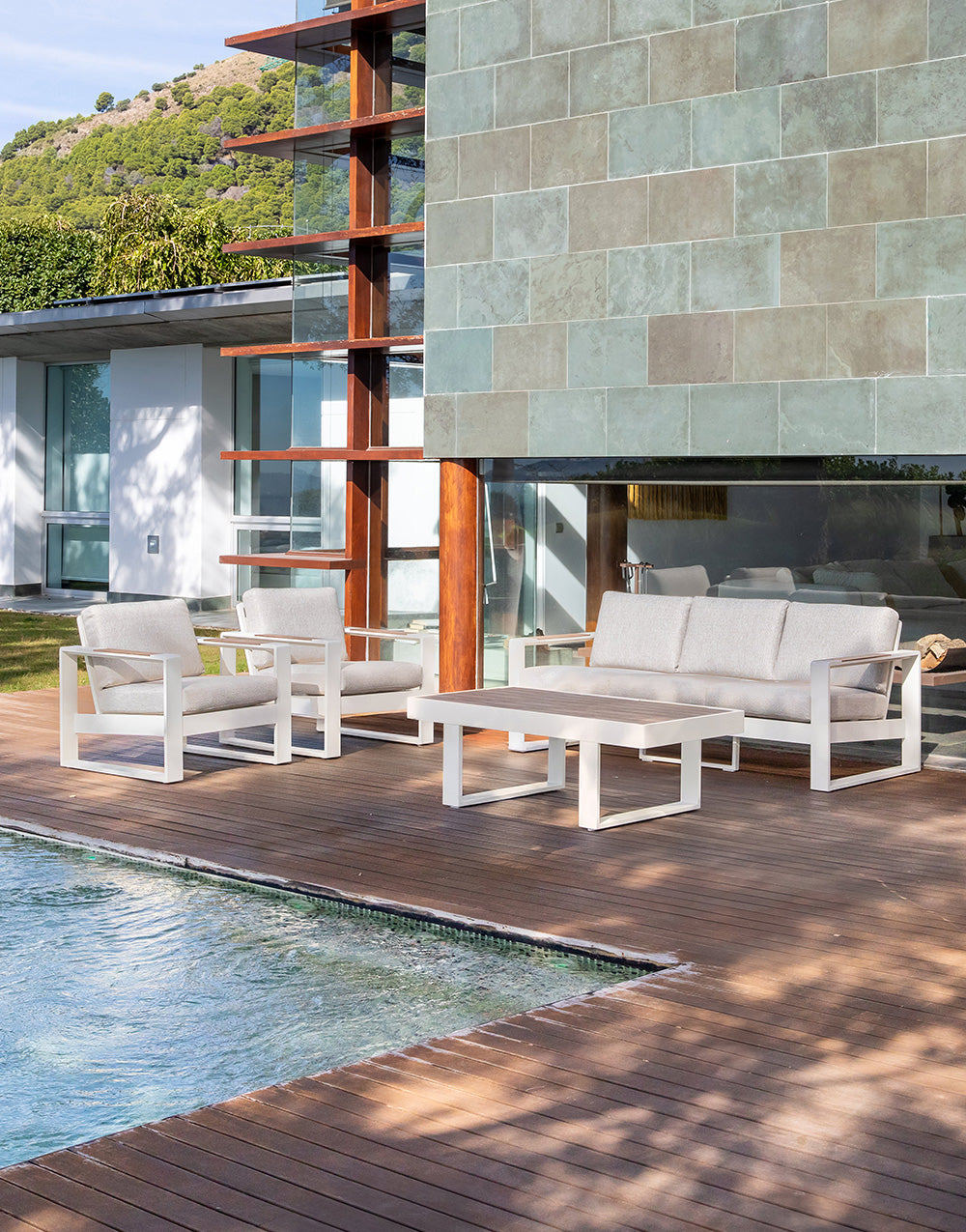 Set de Sofá, Sillón y Mesa de Exterior Puentenansa