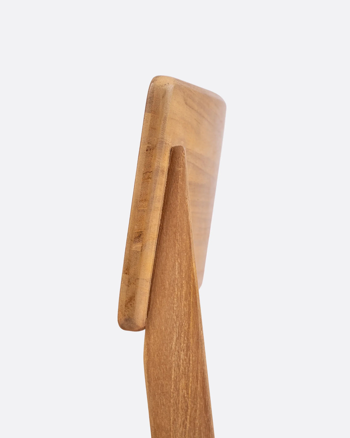 Silla apilable de teca Rawi Wa