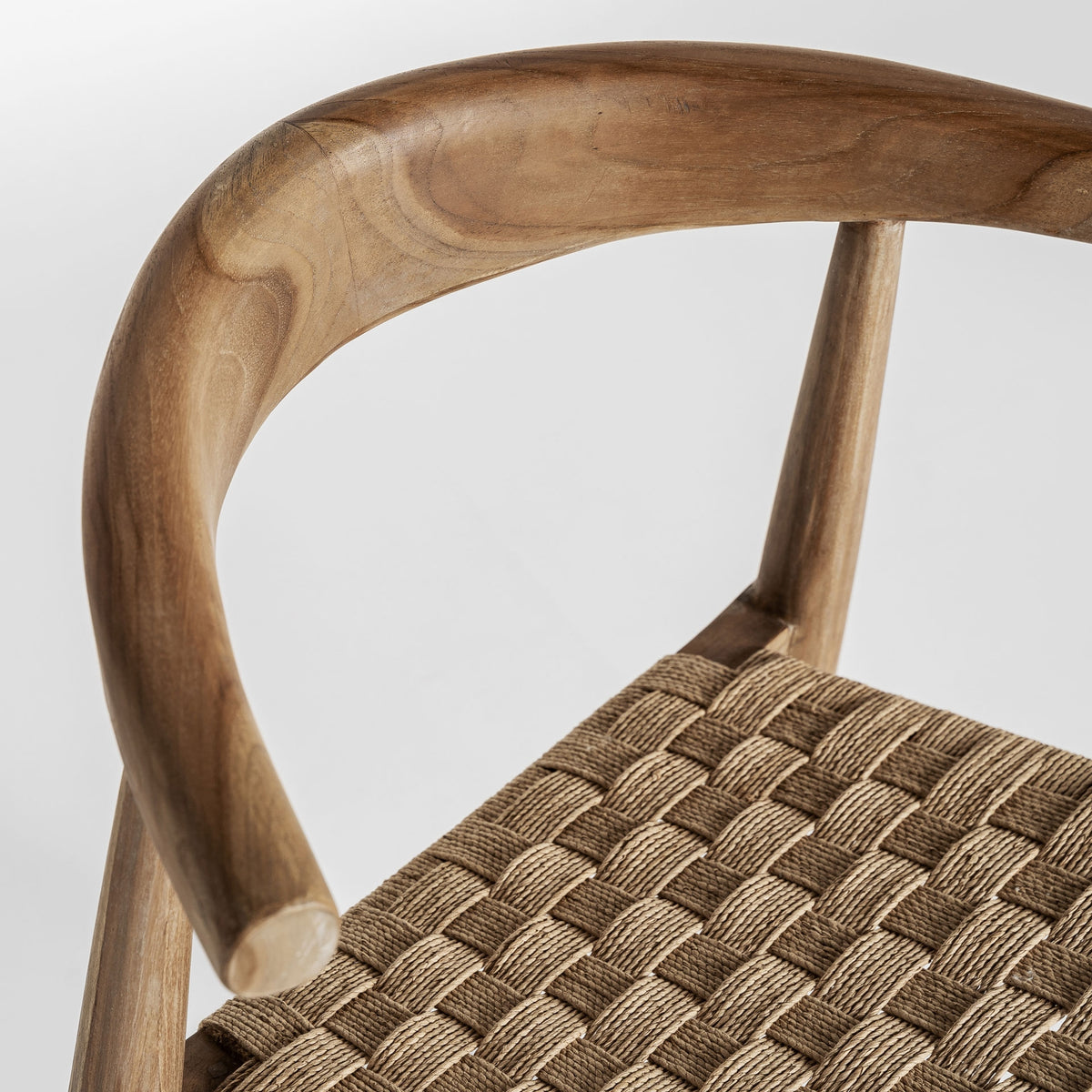 Silla apilable de teca y cuerda Benicàssim
