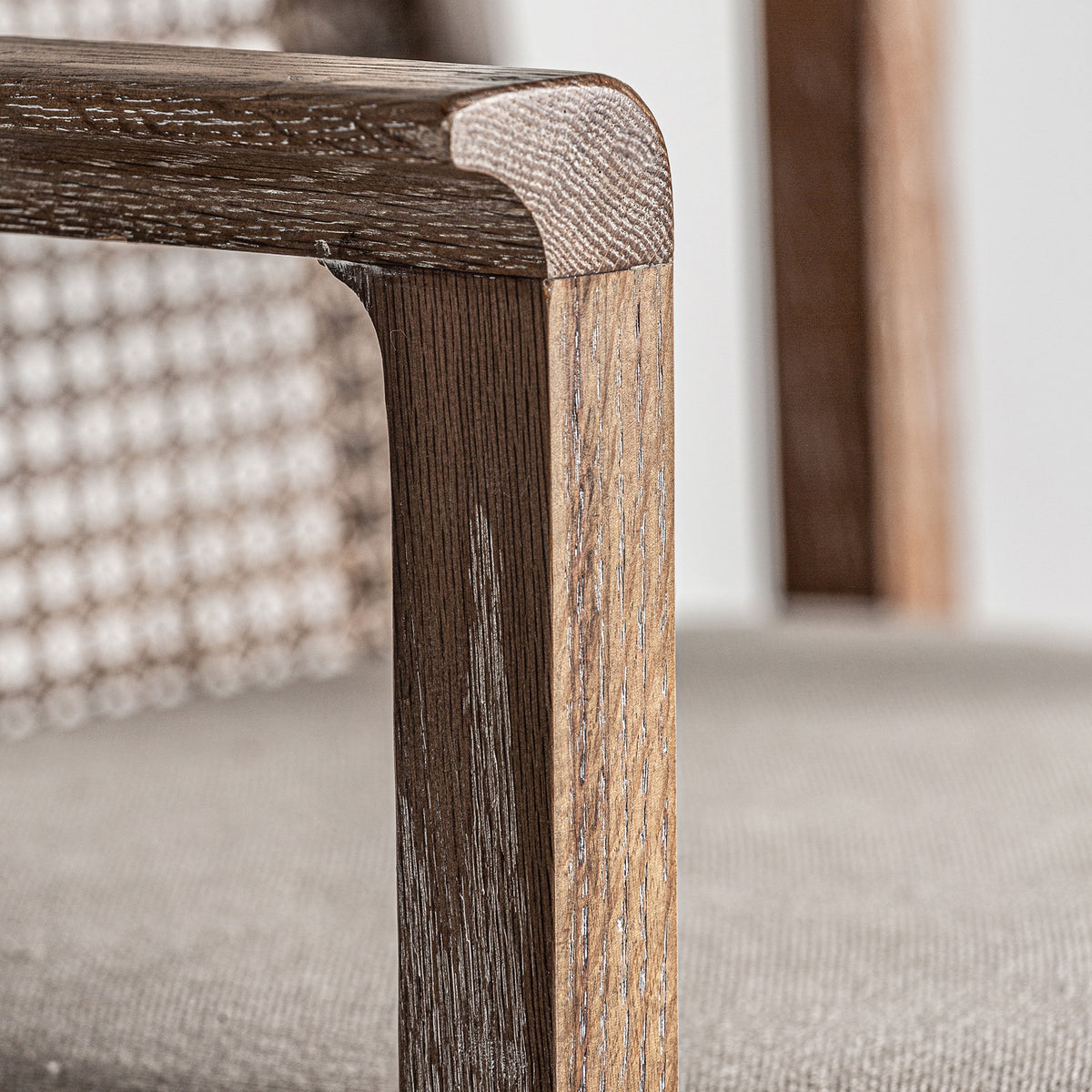 Silla de fresno y lino Alcalalí blanco roto