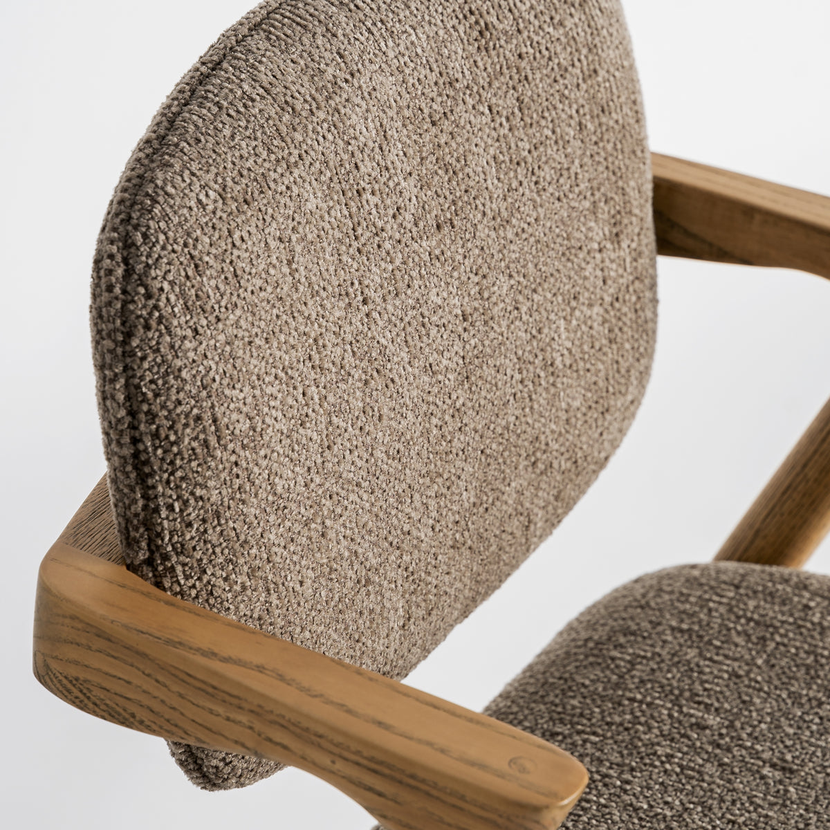 Silla de lino topo y fresno Murla