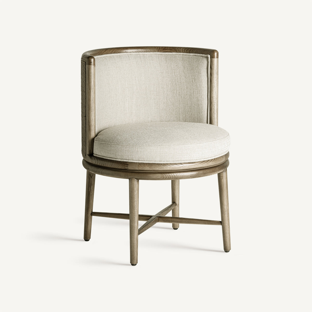 Silla de roble tapizada blanca Illetes