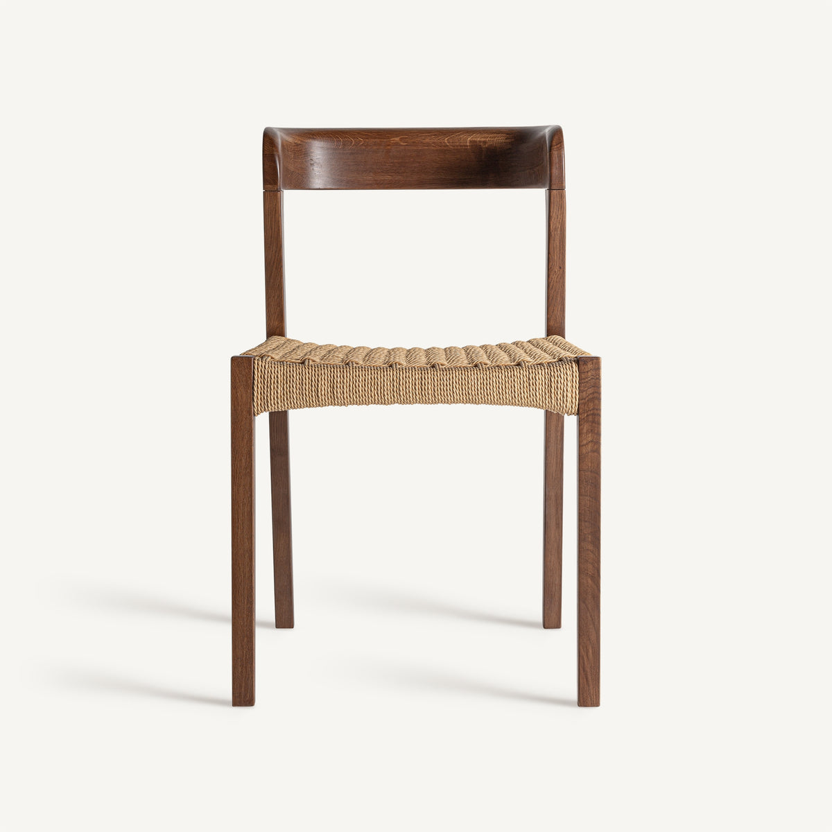 Silla de roble y fibra natural Tagomago