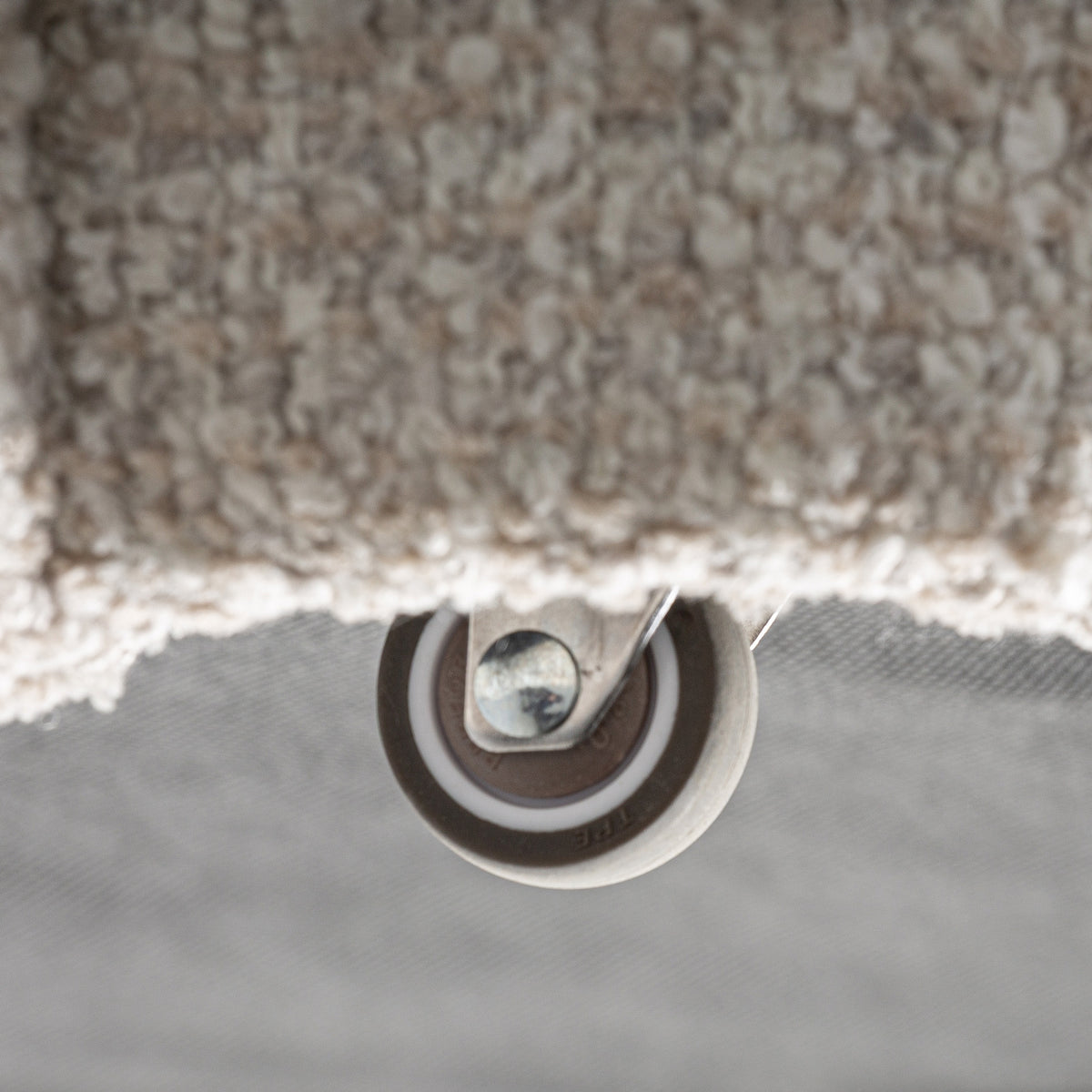 Silla tapizada crema Alpuente
