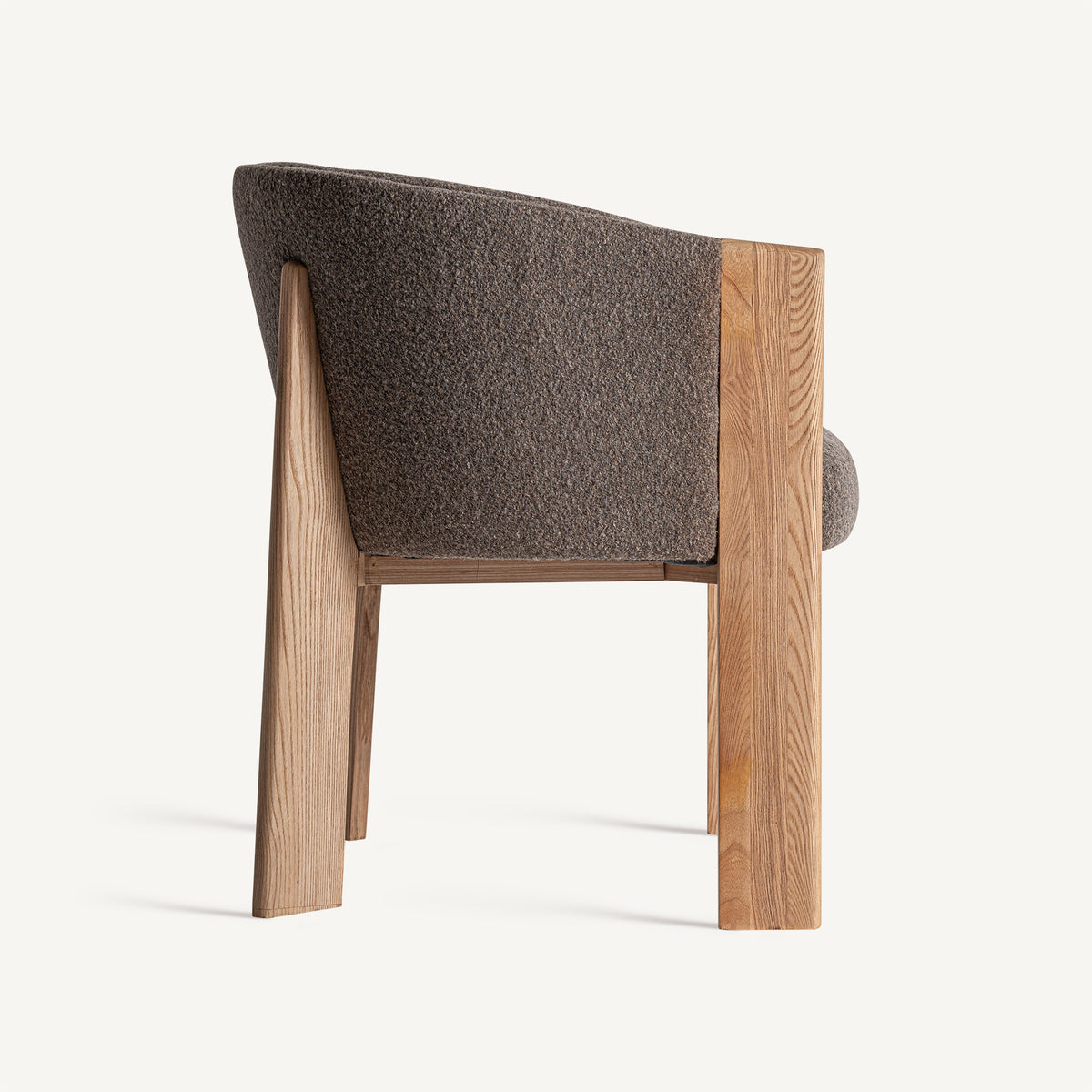 Silla tapizada de roble Laguar topo