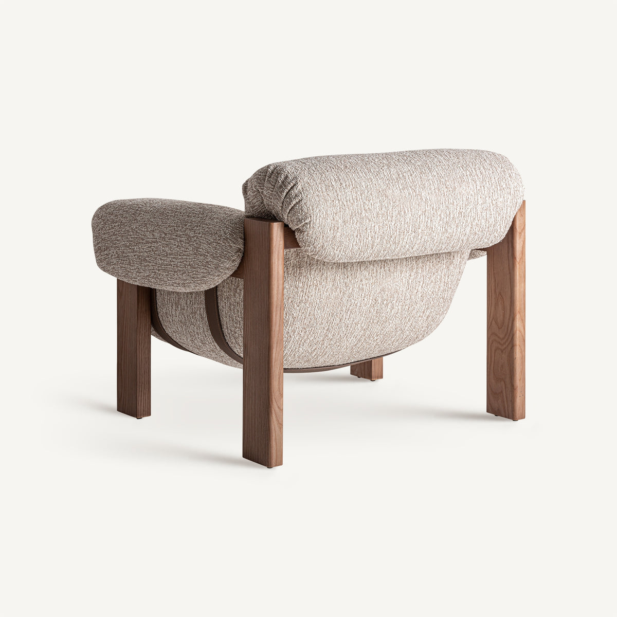 Sillón amplio de caucho tapizado beige Ses Variades